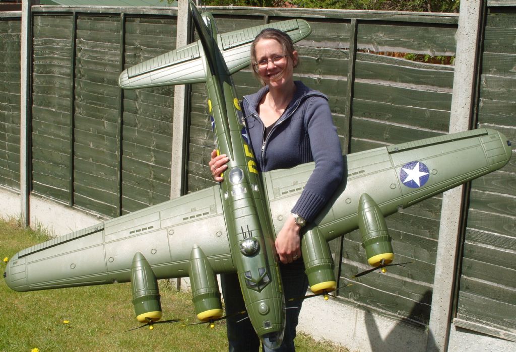 hobbyking B17 Warbird kits RCM&E Home of Model Flying Forums