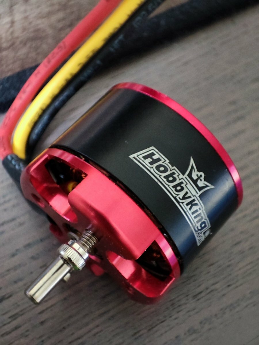 Hobbyking 28251950kv Brushless Outrunner motor NEW (10 pounds) FOR